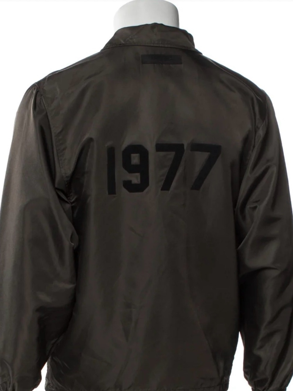 Fear of God Essentials 1977 Nylon Coach Jacket
XS Taupe Gray//Perfect Cond